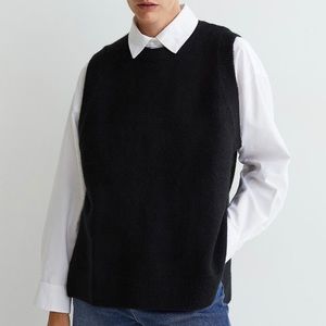 H&M Knit Sweater Vest